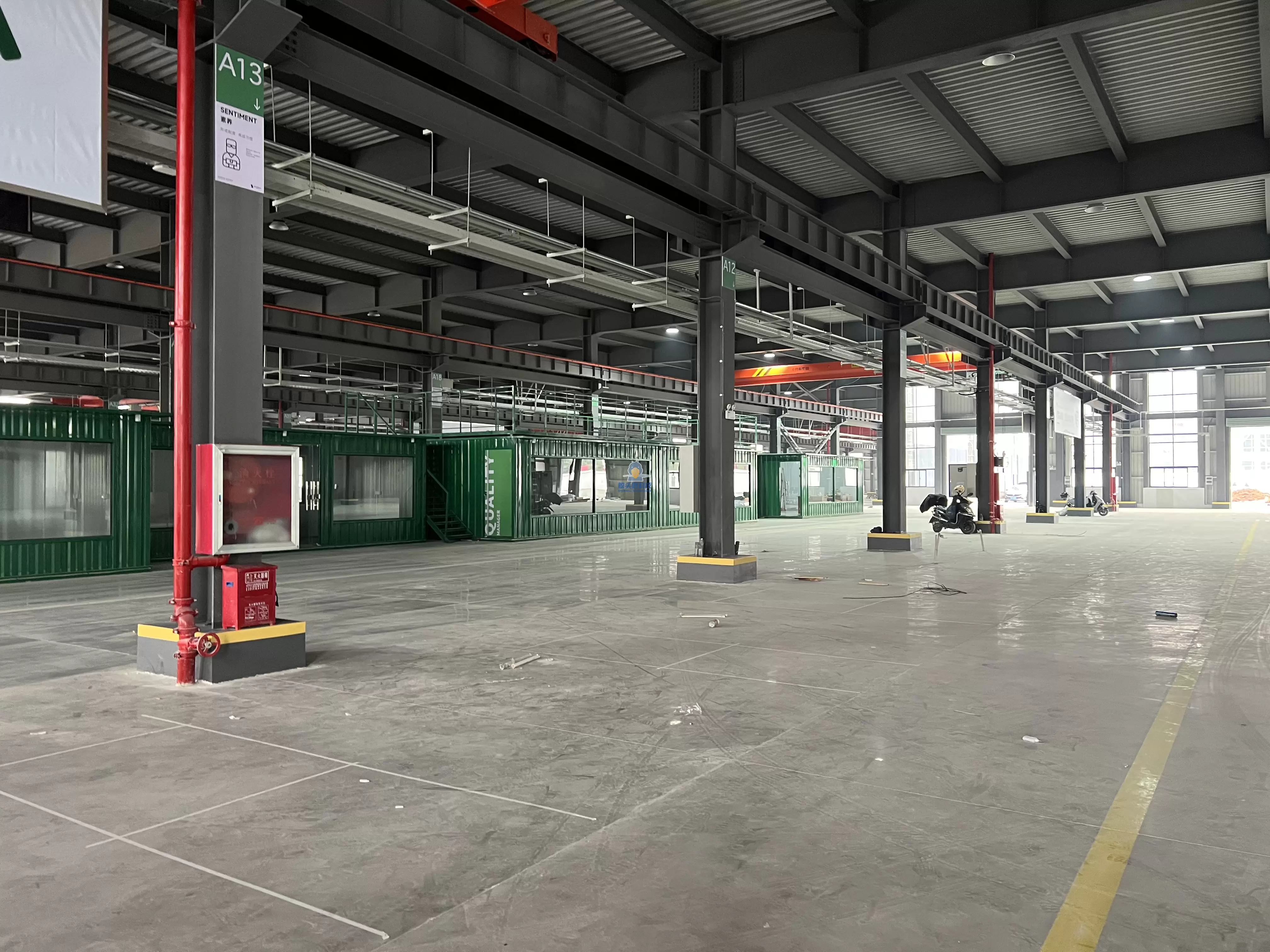 Zhenjiang ရှိ လျှပ်စစ်ကုမ္ပဏီတစ်ခု